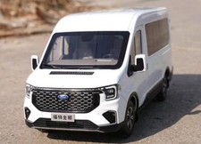1/18 scale Ford Transit V348