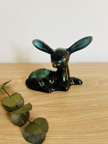 Blue mountain pottery deer - blue,