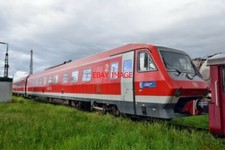 PHOTO  GERMAN RAILWAY -  DUEWAG MAN CLASS 6100 2-CAR TILTING DMU NO 610 011 OF B
