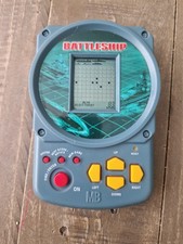 HASBRO BATTLESHIP GAME CLASSIC