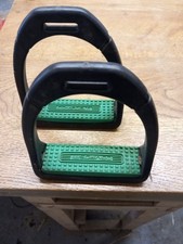 5” Compositi Black Plastic