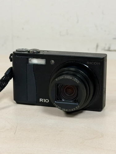 Ricoh r10 2mp - 10.2mp, digital