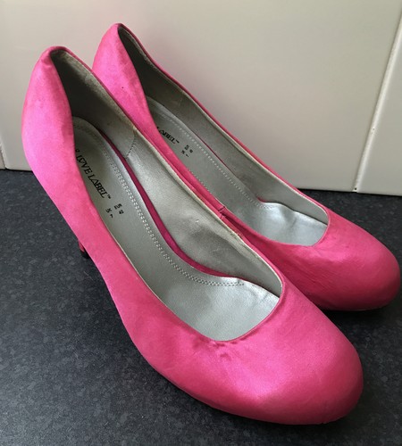 Pair love label size - of, uk