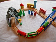 Wooden train set figure - train, 8