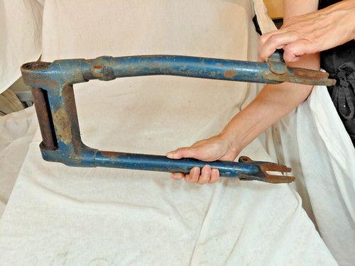 Triumph pre unit swinging arm - triumph,
