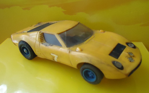 Scalextric yellow lamborghini - scalextric,