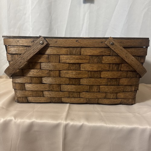 Vintage wooden picnic - picnic, basket