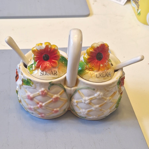 Ceramic floral lidded - lidded, creamer