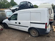 vauxhall combo Van 1.3 Cdti 2006 Breaking ONE WHEEL NUT
