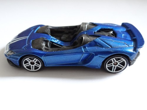 Hot wheels lamborghini - hot,