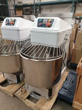 Quatrone Dough Mixer Kneading Machine Spiral Mixer 64 Liter Bakery 2speed gear