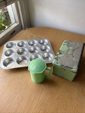 Lot Vintage Kitchenalia Green Metal Tin Muffin Picnic Box Flour Duster Cute