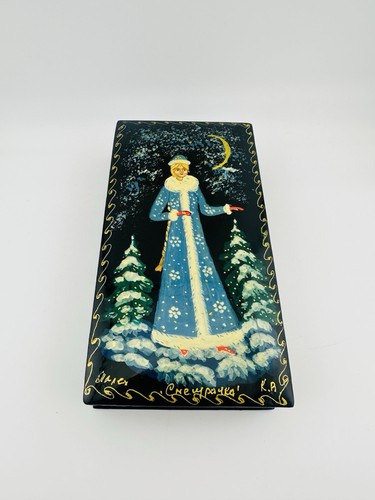 Signed russian lacquer - signed,