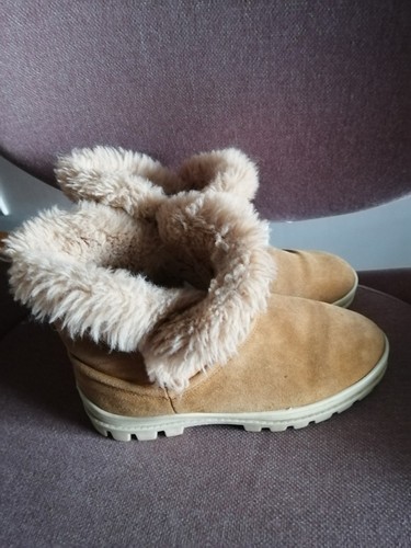 Next size fluffy boots - size, 2