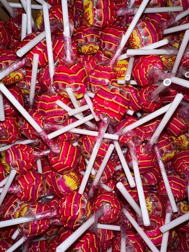 100 chupa chups - x, lollies