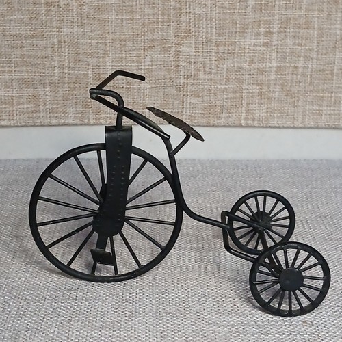 Vintage miniature black metal - vintage,