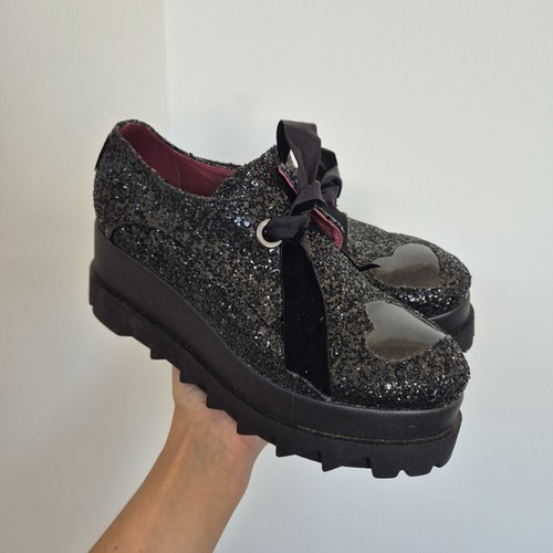 Gothic black glitter heart