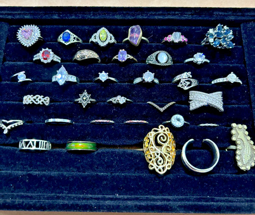 Job lot dress rings - lot,