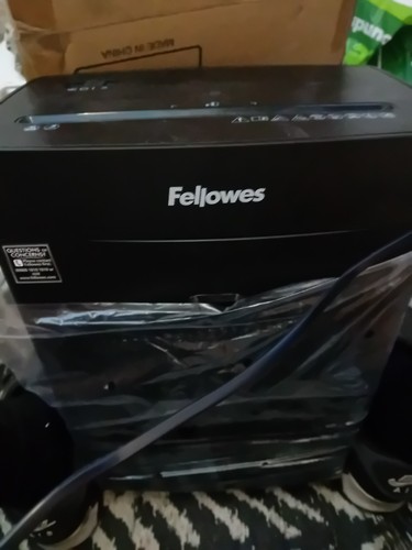 Fellowes paper shredder home - shredder,