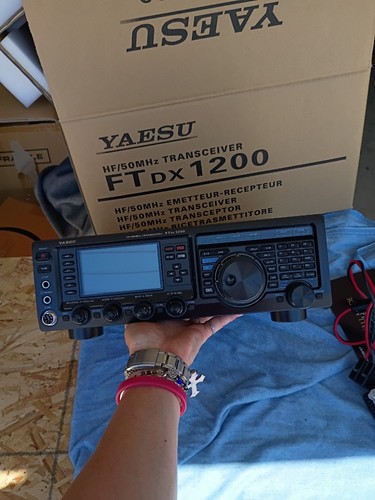 Yaesu ftdx1200 barely used - barely,