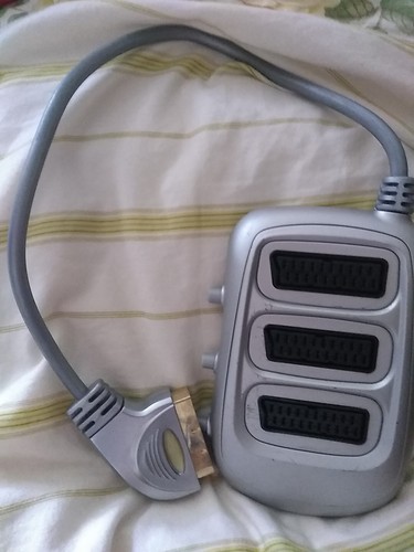Way scart adaptor gold - 3,