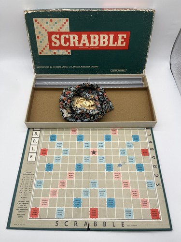 Scrabble original board - scrabble, game