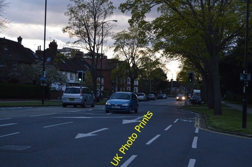 Photo 6x4 park avenue - park,
