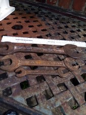 Vv 3 X VINTAGE SPANNERS BY