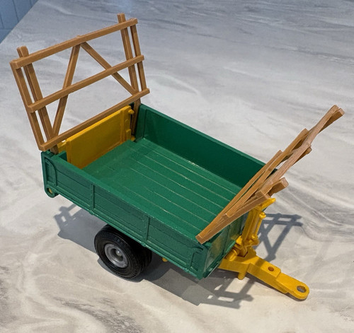 Britains farm trailer all