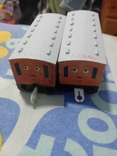 Vintage Annie & Clarabel Track master Tomy Thomas The Tank Engine Carriages 2009