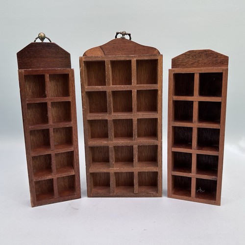 Thimble display cases 3 - cases,