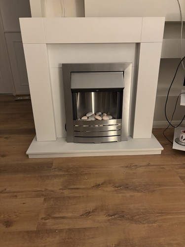 Electric fire and surround - electric,