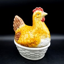 Vintage Portugal? Hen on Nest