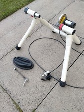 Minoura Gyro V-150 Magnetic Turbo Trainer
