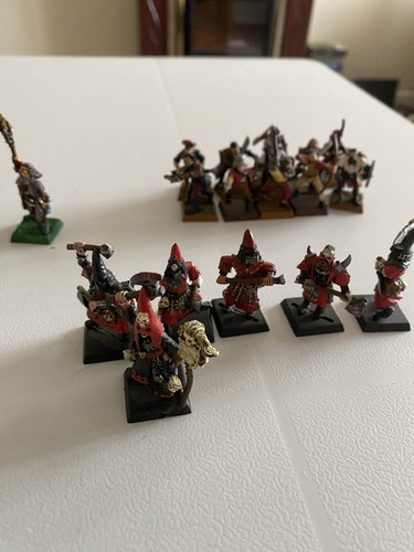 Mordheim witch hunter - mordheim,