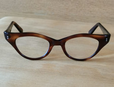 Classic 1950s vintage cats eye glasses