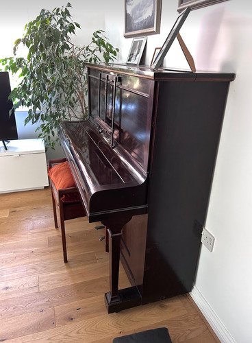 Piano - (not, about