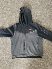 Nike Tech Fleece Red Tick Old Season