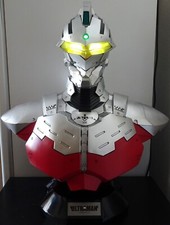 Cinemaquette ECC Life Size Ultraman Suit Ver 7.2 Bust Statue Figure Sideshow