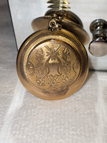 Gold tone hinged metal - gold,
