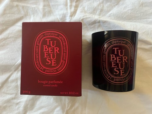 Diptyque tuberose scented - tuberose,