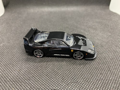 Hot wheels ferrari f40 - hot,