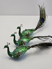 Peacock with Feathers Glass