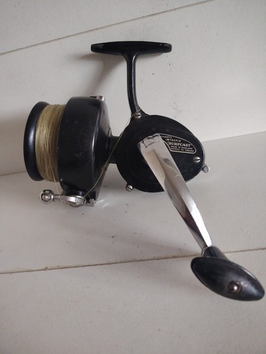 Fixed spool spinning reel p - k,