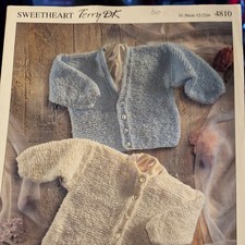 Hayfield 4810 Knitting Pattern