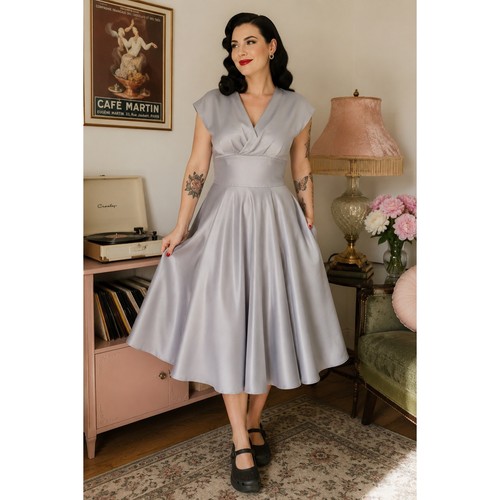 Vivien holloway grace - vivien,