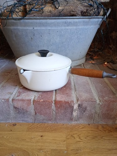 Vintage creuset 22cm cast - creuset,