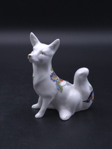 Aynsley pembroke dog figurine - dog, figurine-