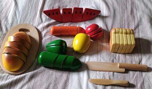 Toy wooden food bundle