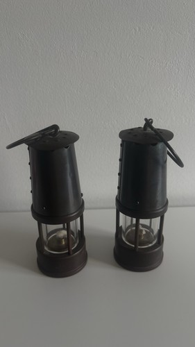 Pair vintage protector - vintage,